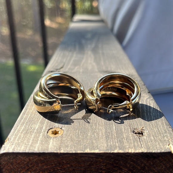 Revolve hoop earring’s - Picture 3 of 4